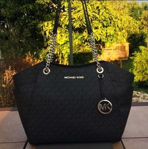 NWT Michael Kors Jet Set Chain Shoulder Tote